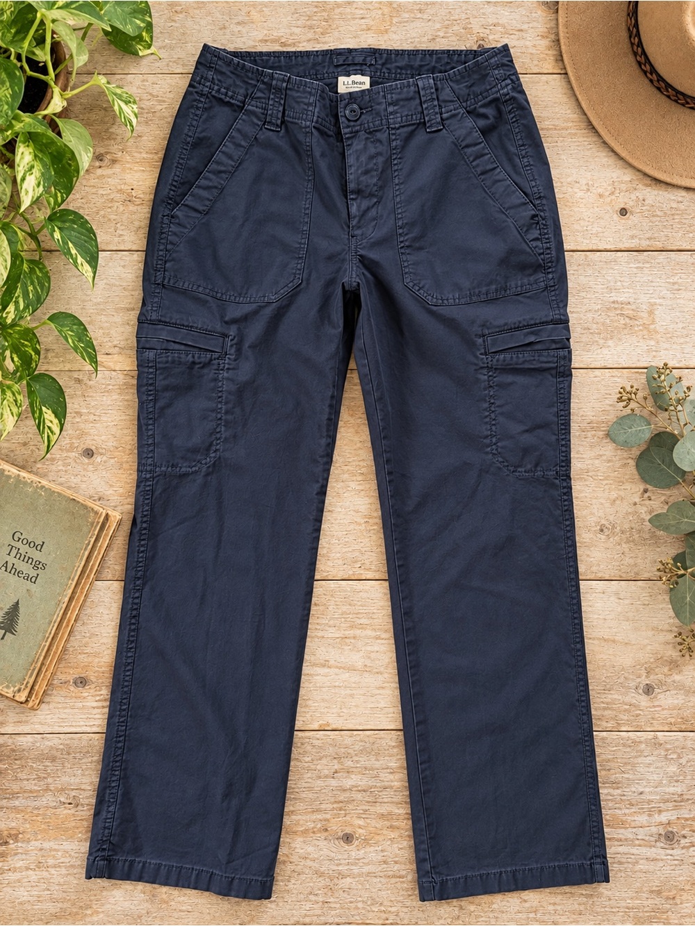 L.L.Bean Women’s Soft Canvas Cargo Utility Pant  8 P